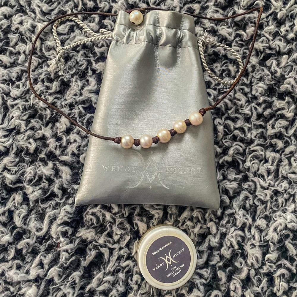 5 Pearl Freshwater Necklace White with Knots